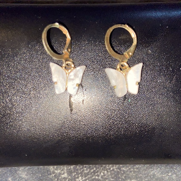 Butterfly earrings - Picture 1 of 1